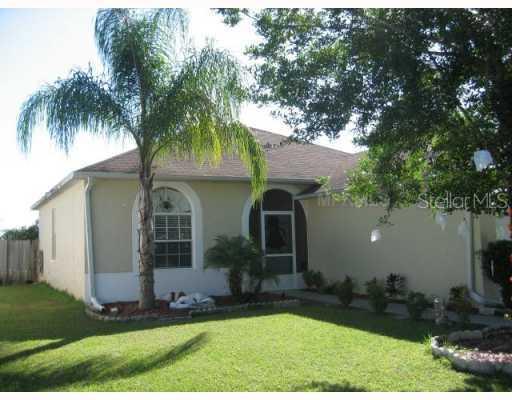 617 Sand Ridge Dr., Valrico, FL 33594