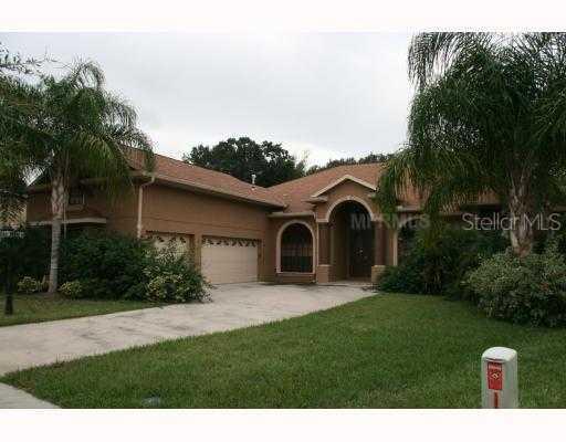 1216 Carriage Park Dr., Valrico, FL 33594