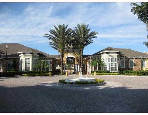 10108 Courtney Oaks Cir. #102, Tampa, FL 33619