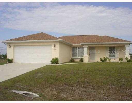 4208 25th St., Lehigh Acres, FL 33976