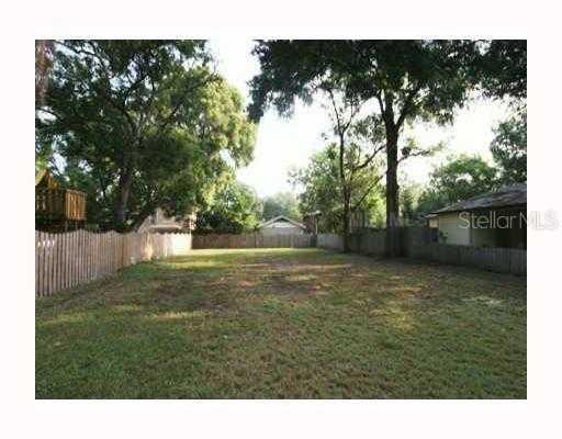 203 W Knollwood St., Tampa, FL 33604