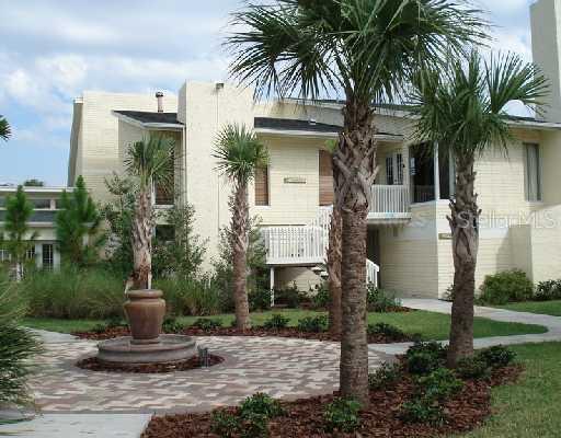 7904 Sierra Palm Pl. #202, Tampa, FL 33615