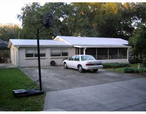 512 Moore Ave., Seffner, FL 33584