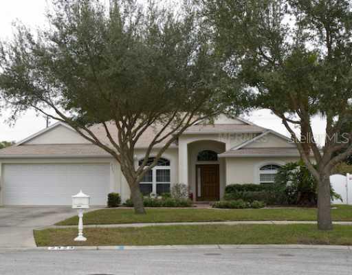 2323 Towering Oaks Cir., Seffner, FL 33584