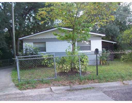 3402 Grove Street Cir., Tampa, FL 33610