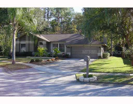 315 Waterford Cir., Tarpon Springs, FL 34688