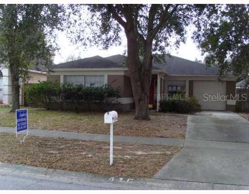416 Benson St., Valrico, FL 33594
