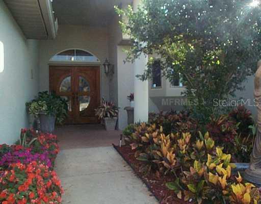 832 Blue Heron Blvd., Ruskin, FL 33570