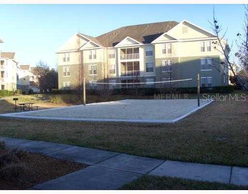 9314 Crescent Loop Cir. #201, Tampa, FL 33619