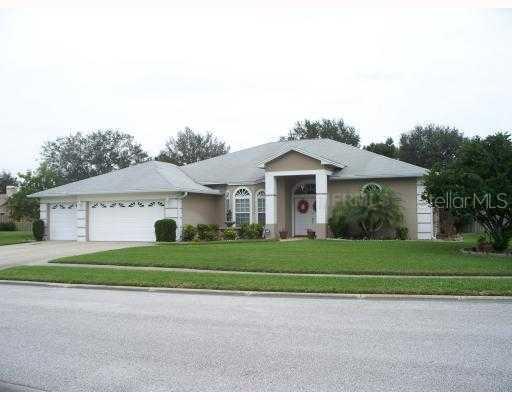 705 Carlsplatz Ct., Lutz, FL 33548