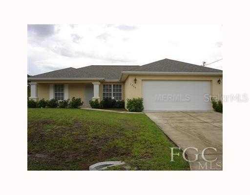 1204 Cumming St., Lehigh Acres, FL 33974