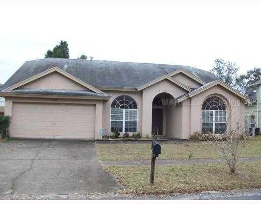 2327 Kenwick Dr., Valrico, FL 33596