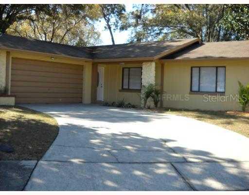 817 Centerwood Ct., Brandon, FL 33511