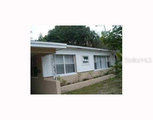 690 62nd Ave., St Petersburg, FL 33705