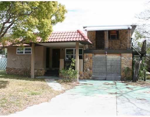 11939 N 102nd St., Largo, FL 33773