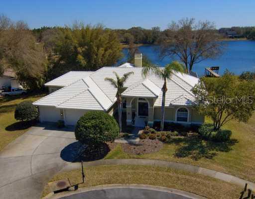 19517 Coachlight Way, Lutz, FL 33549