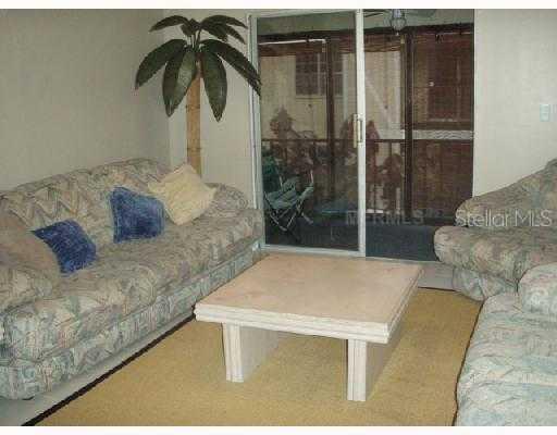 14472 Reuter Strasse Cir. #408, Tampa, FL 33613