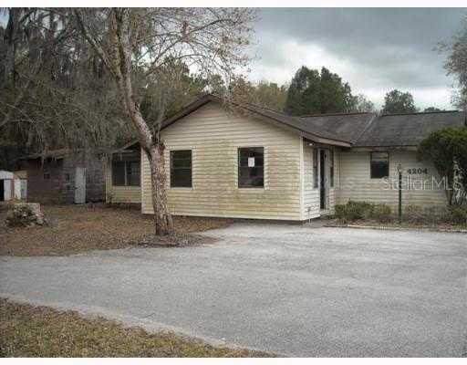 4204 Deeson Rd., Lakeland, FL 33810