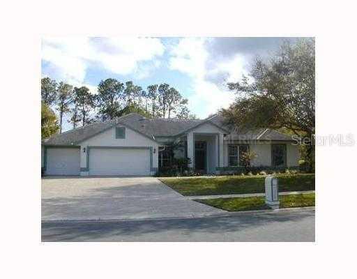 1020 Lake Cooper Dr., Lutz, FL 33548