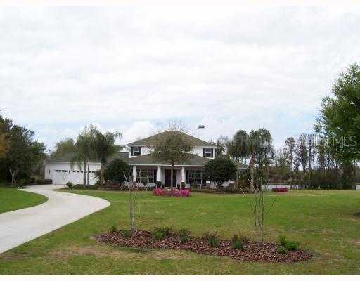 19704 Kell Estates Ln., Lutz, FL 33549