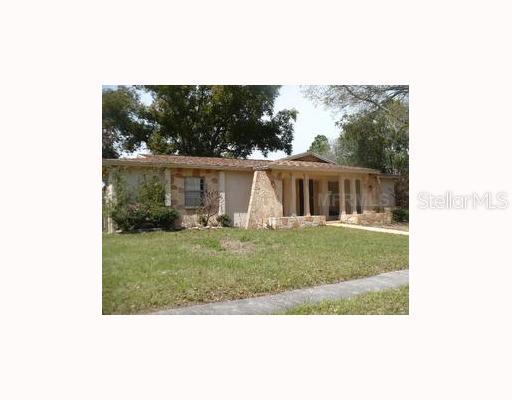 702 Innergary Pl., Valrico, FL 33594