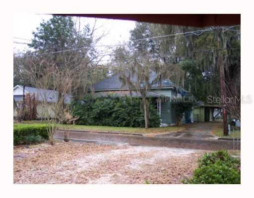 905 W Mclendon St., Plant City, FL 33563