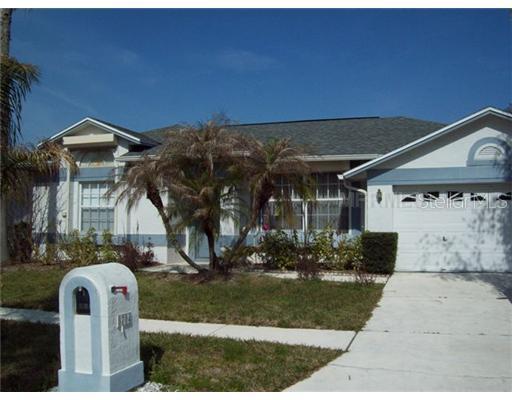 8704 Middle Cross Pl., Tampa, FL 33635