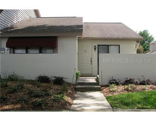 747 Oak Park Pl., Brandon, FL 33511