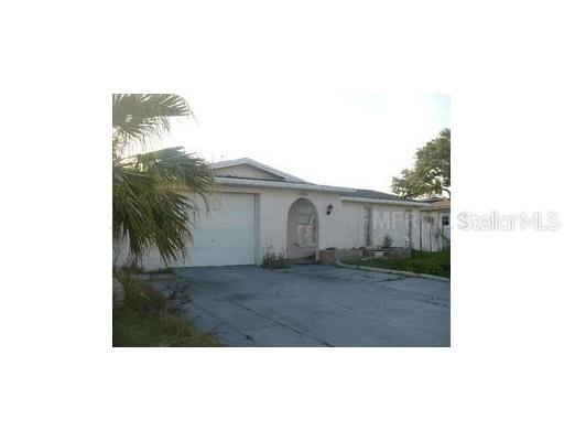 10105 Old Orchard Ln., Port Richey, FL 34668