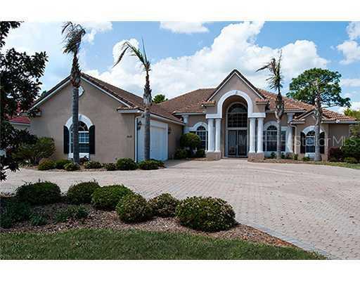 9229 Grand Cypress Dr., Weeki Wachee, FL 34613