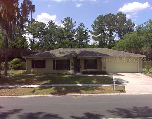 3617 Orangepointe Rd., Valrico, FL 33596