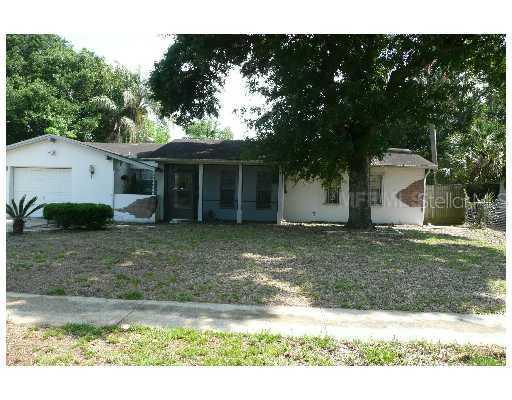 1023 Pinegrove Dr., Brandon, FL 33511