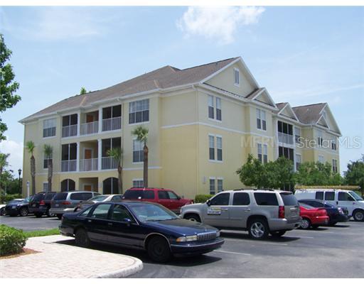 9405 Crescent Loop Cir. #204, Tampa, FL 33619