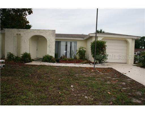 3016 Moog Rd., Holiday, FL 34691