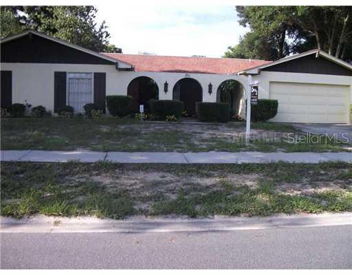 411 Green Arbor Dr., Brandon, FL 33511