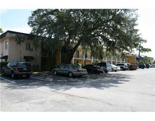 102 E 122nd Ave. #C201, Tampa, FL 33612