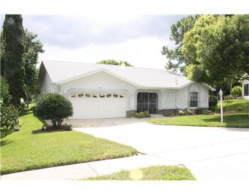 1603 Highland Club Ln., Palm Harbor, FL 34684