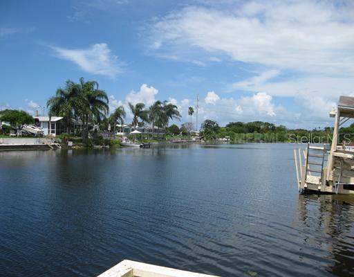 3140 Jackson Dr., Holiday, FL 34691