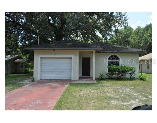 2701 Waverly St., Plant City, FL 33563