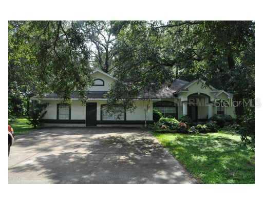 4142 Breezewood Dr., Zephyrhills, FL 33542