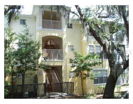 1201 High Hammock Dr. #304, Tampa, FL 33619