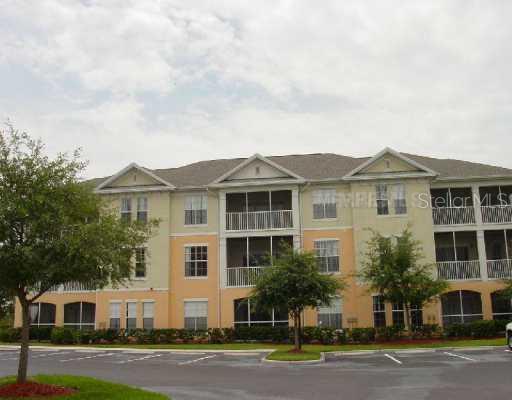 9401 Crescent Loop Cir. #203, Tampa, FL 33619