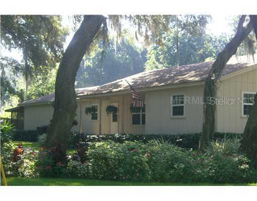 2117 Kennen Dr., Valrico, FL 33594