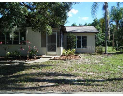 1311 E Boyer St., Tarpon Springs, FL 34689