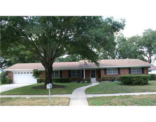 512 Coach Ln., Temple Terrace, FL 33617