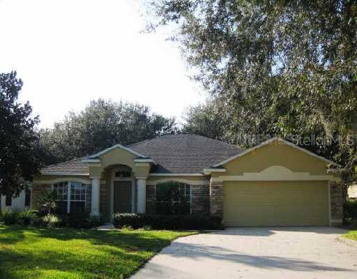 1526 Mccrea Dr., Lutz, FL 33549