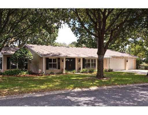 10121 Woodsong Way, Tampa, FL 33618