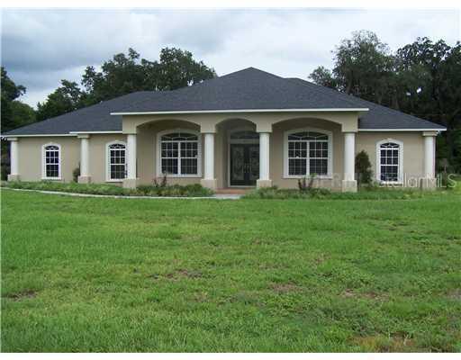412 Vine Keeper Ct., Seffner, FL 33584