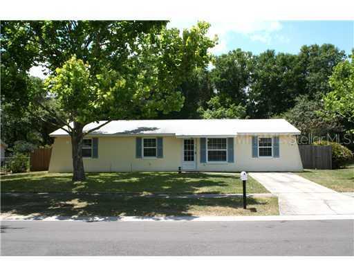 910 Kirkcaldy Way, Valrico, FL 33594