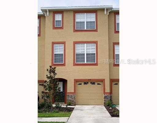 2526 Middleton Grove Dr., Brandon, FL 33511